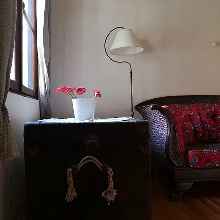 Sari Gelin Ayvalik
